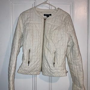 Forever 21 zip up faux leather bomber jacket